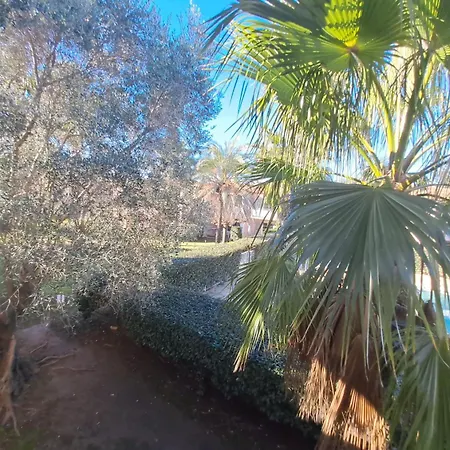 Grileg- Pour Des Ideales En Famille ! T2 Dans Avec Piscine Chauffee アパート