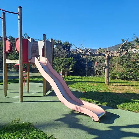 アパート Grileg- Pour Des Ideales En Famille ! T2 Dans Avec Piscine Chauffee グリモー